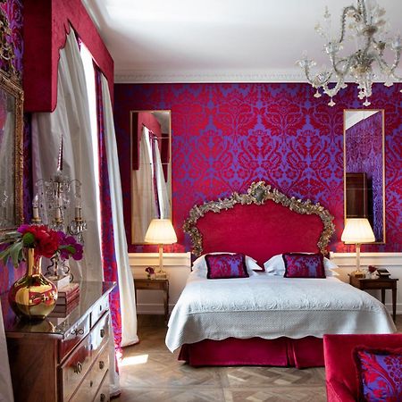 헬베티아&브리스톨 피렌체 - 스타호텔 꼴레지오네 외부 사진 A suite at the Hotel de Crillon