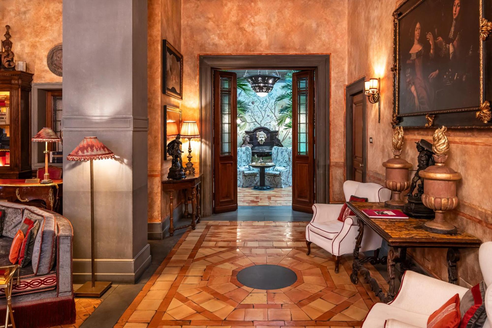 헬베티아&브리스톨 피렌체 - 스타호텔 꼴레지오네 외부 사진 Interior of the hotel